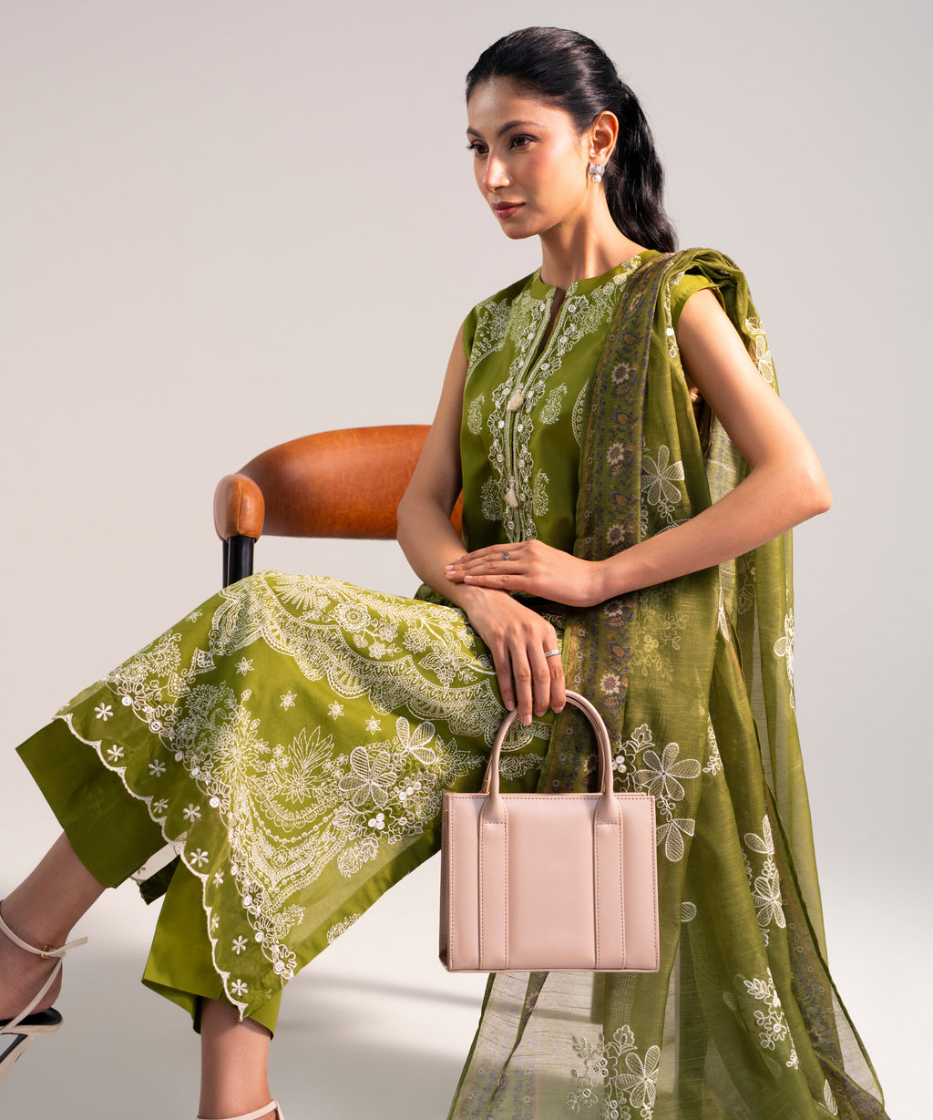 3 Piece - Embroidered Lawn Suit