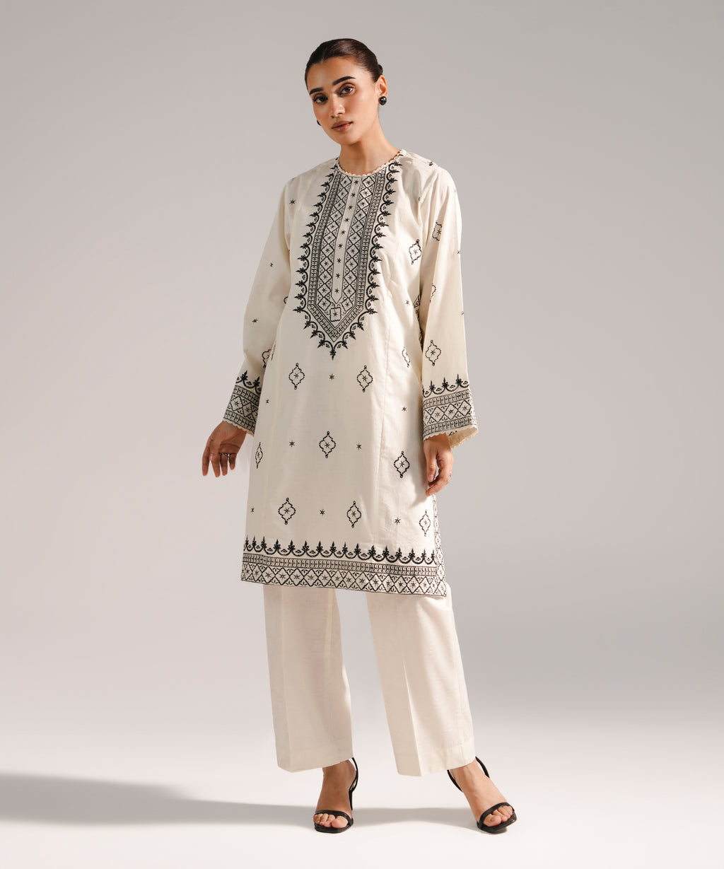 2 Piece - Embroidered Jacquard Suit