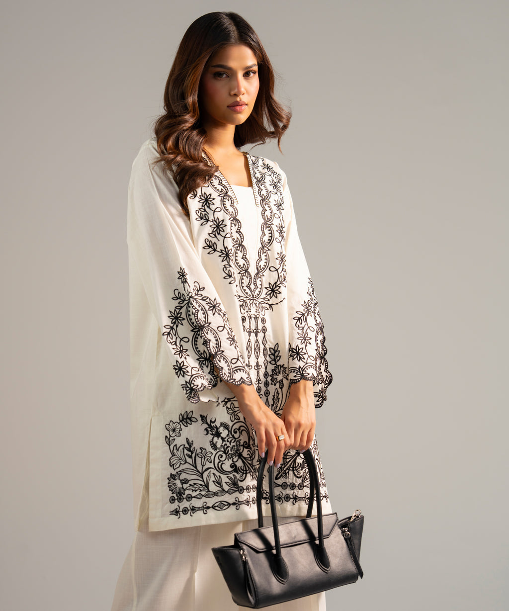 Women's RTW Crosshatch Embroidered Off White Straight Shirt