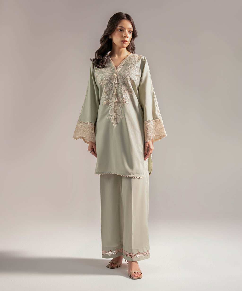 2 Piece - Embroidered Jacquard Suit