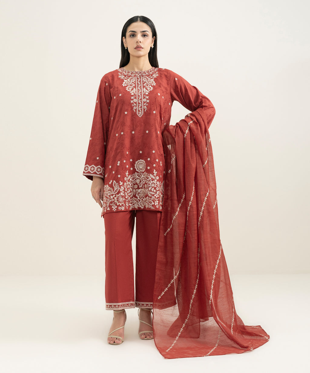 Embroidered Manaar Dupatta