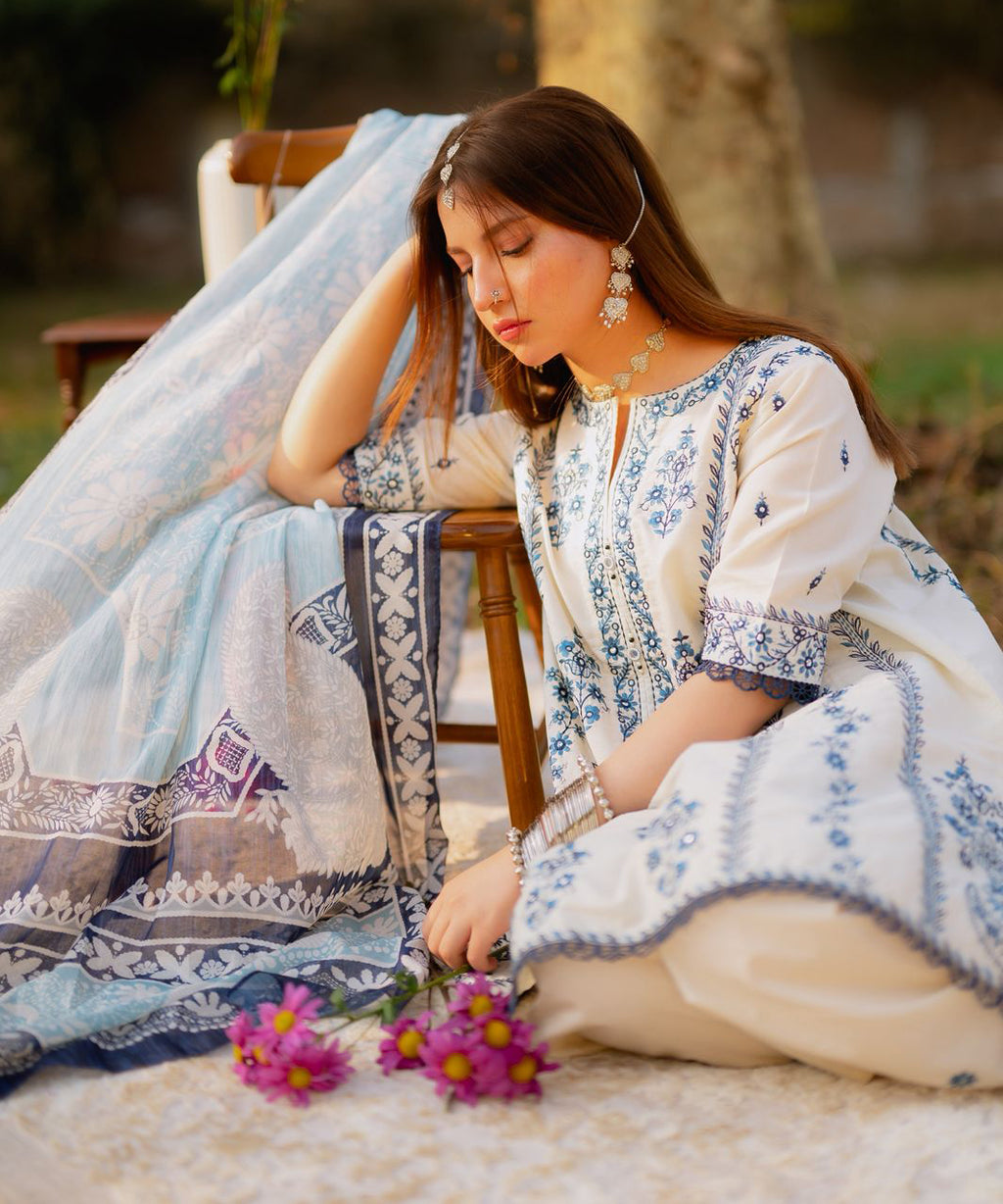 3 Piece - Embroidered Zari Cotton Suit