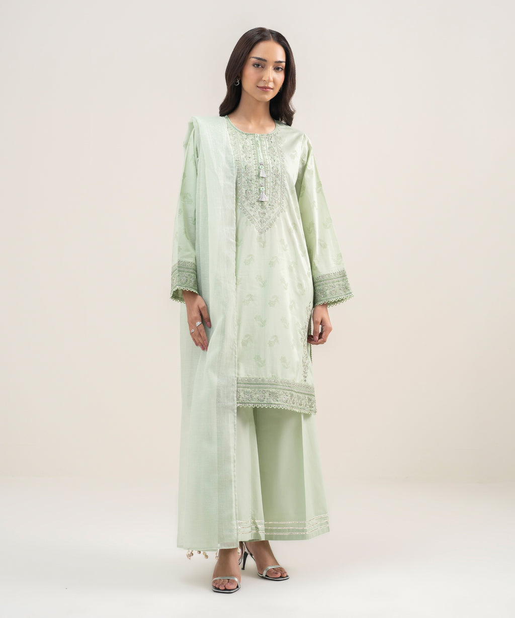 3 Piece - Embroidered Lawn Suit