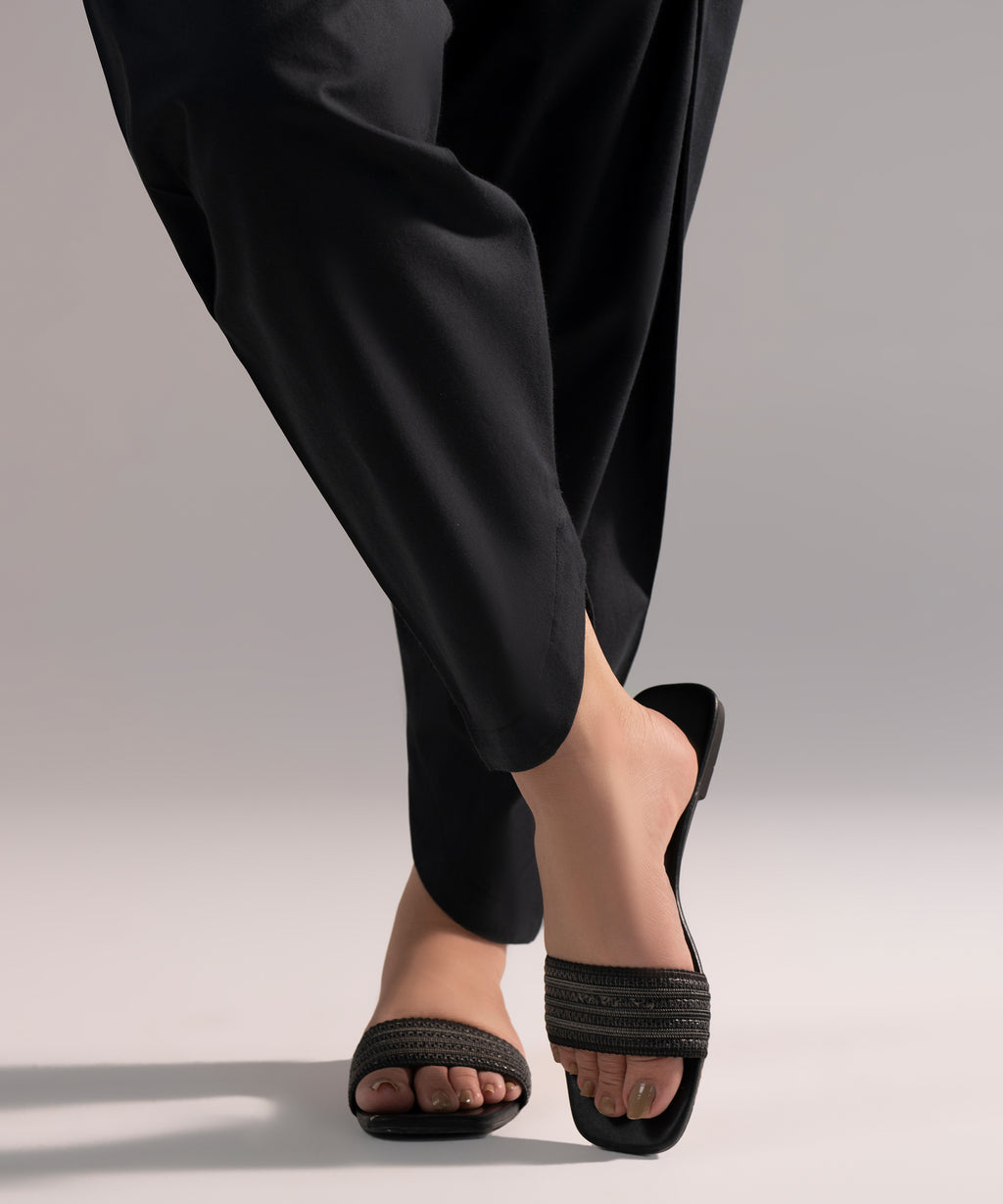 Solid Cambric Skinny Shalwar
