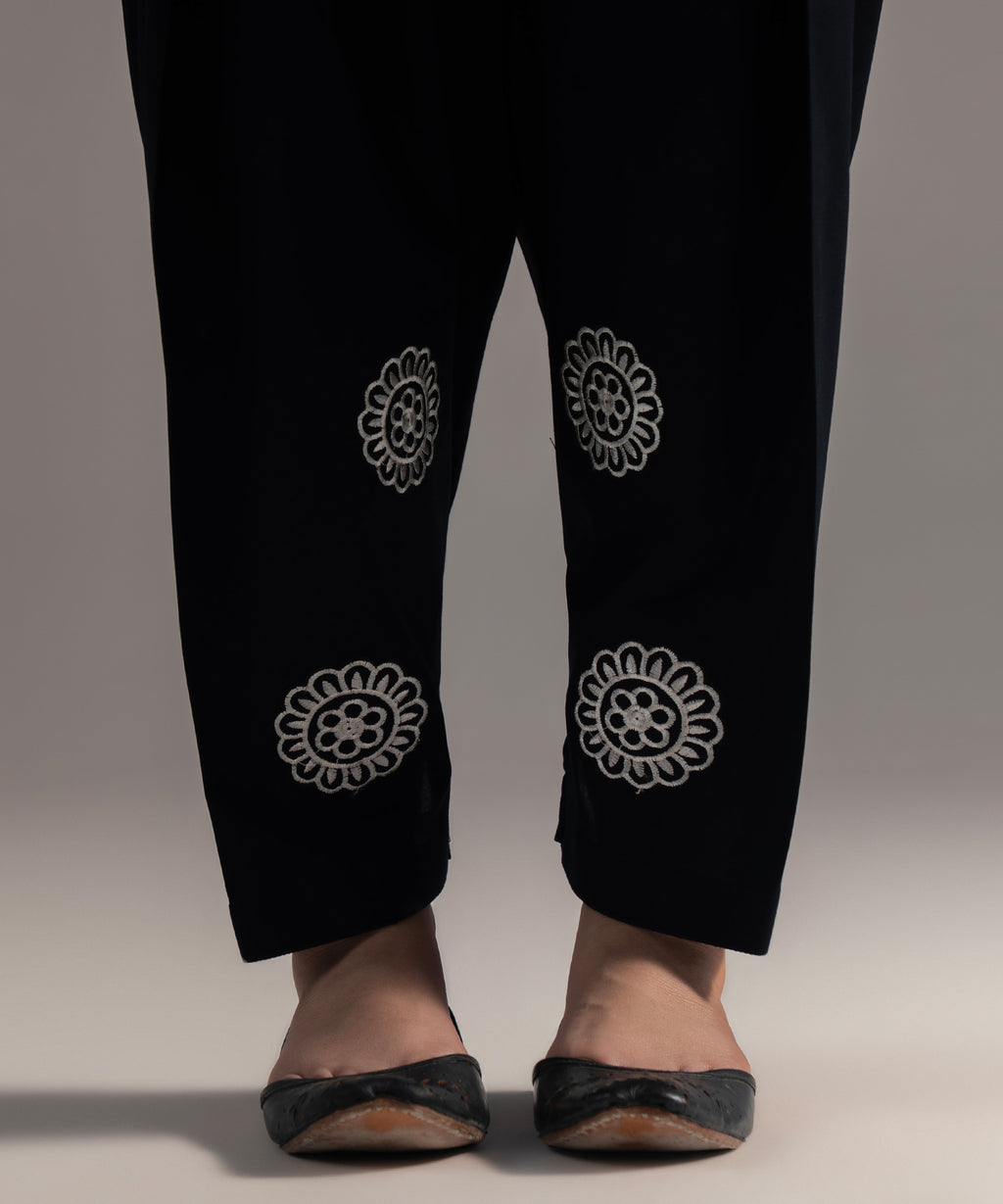 Solid Cambric Skinny Shalwar
