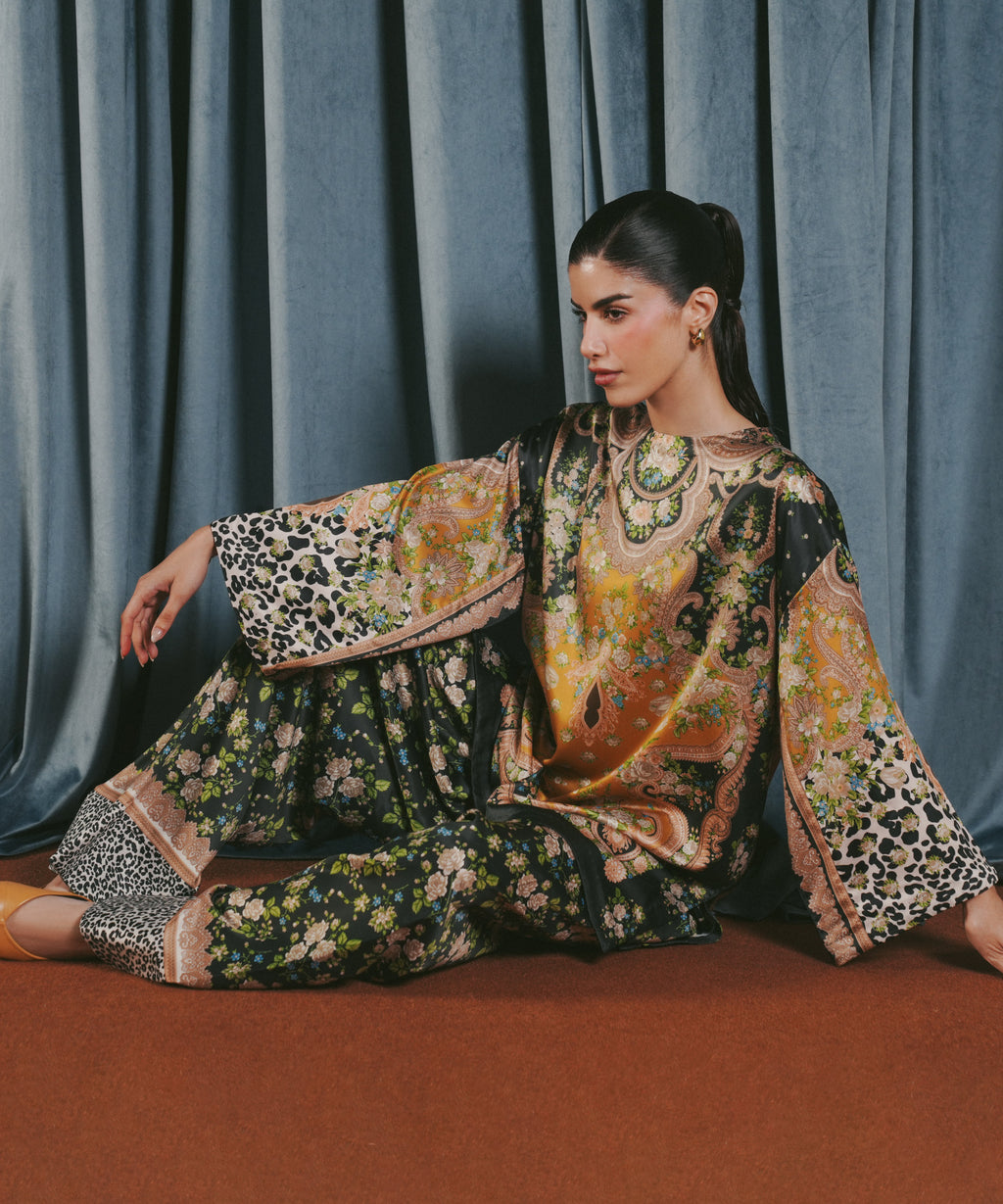 2 Piece - Printed Silk Suit