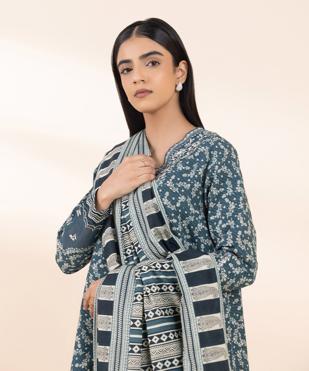 Women's Pret Khaddar Blue Embroidered 2 Piece Suit