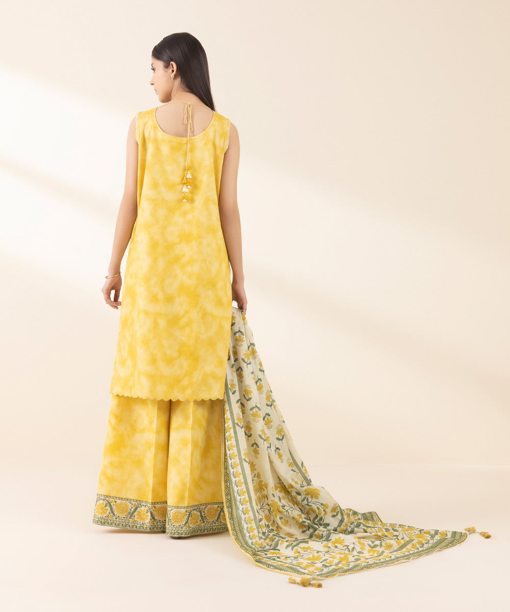 Unstitched Women's Yellow Lawn 3 Piece Suit