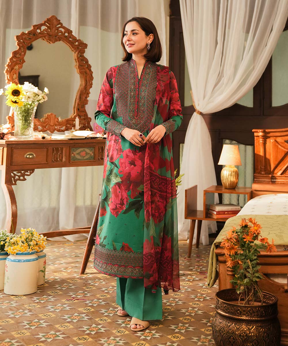 3 Piece - Embroidered Lawn Suit