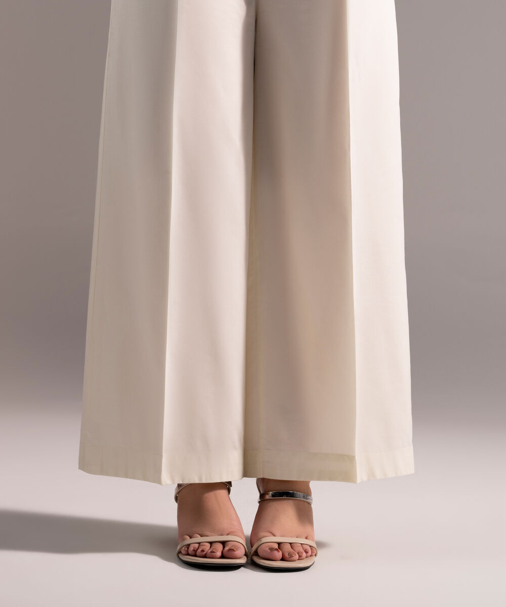 Women's RTW Cotton Viscose Solid Off White Culottes
