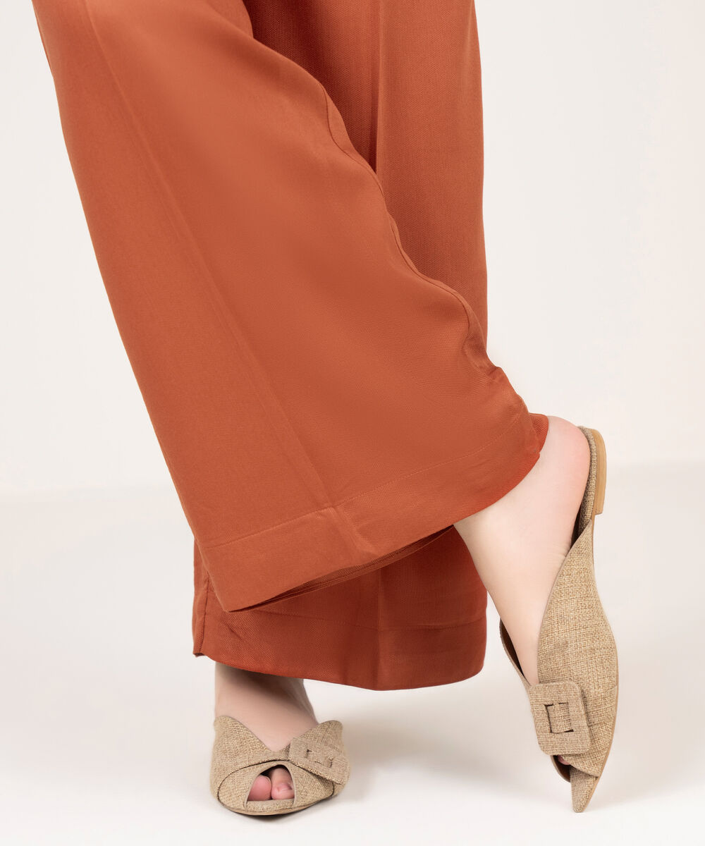 Women's RTW Bedford Solid Rust Flared Pants