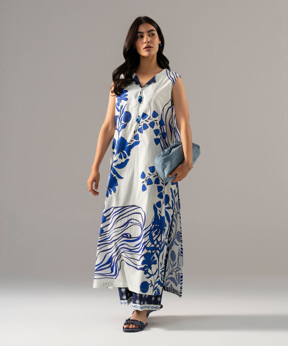 Women's RTW Seersucker Printed White A-Line Shirt