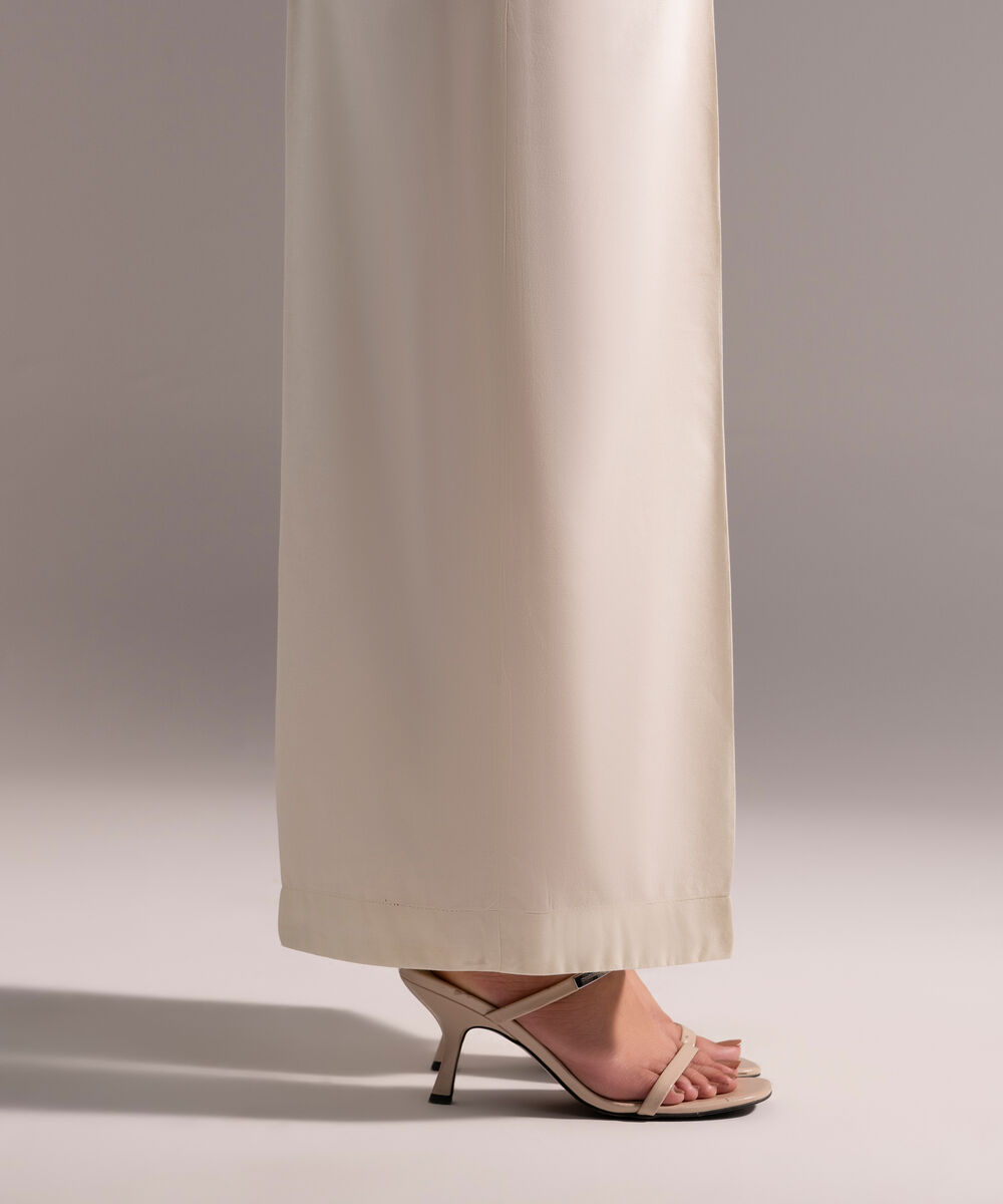 Women's RTW Cotton Viscose Solid Off White Culottes