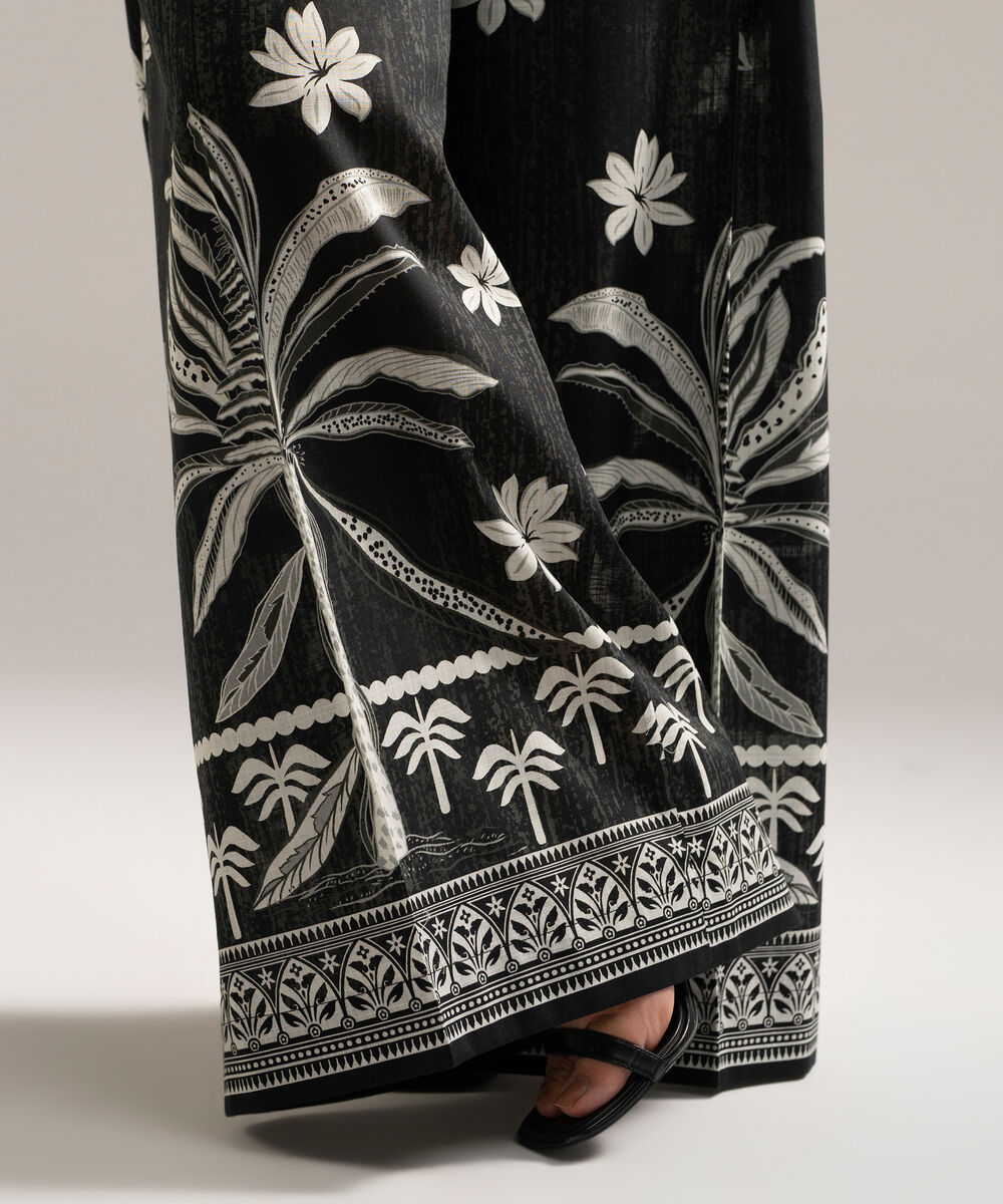 Women's RTW Cross Hatch Printed Black Flared Pants