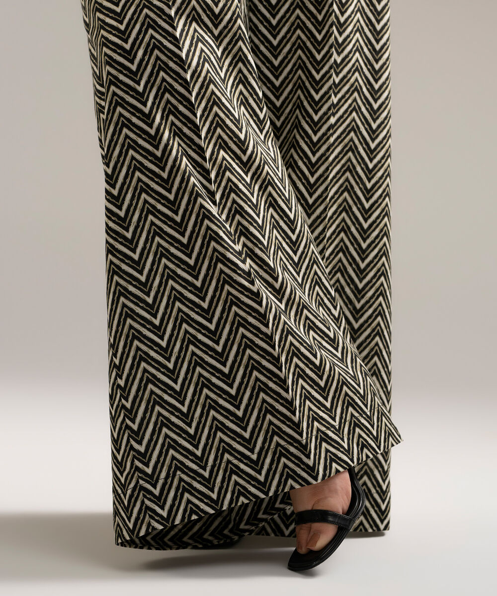 Women's RTW Cambric Printed Black Flared Pants