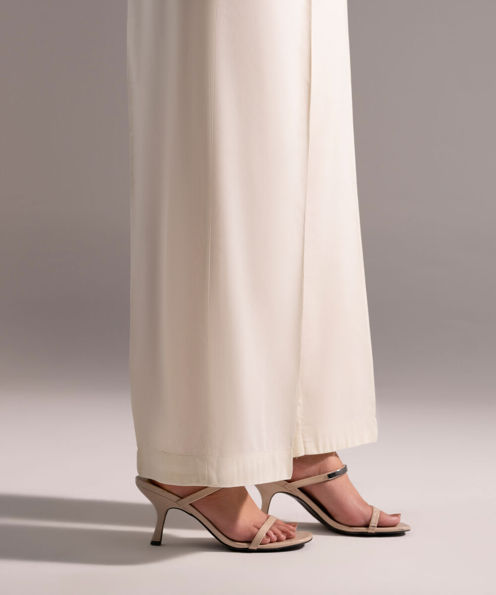 Women's RTW Cotton Viscose Solid Off White Culottes