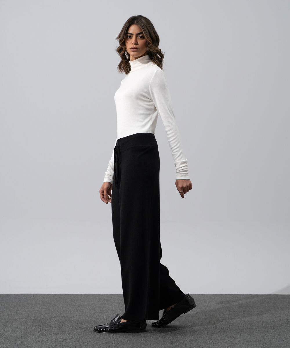 Women's Western Wear Black Pull-On Knit Culottes