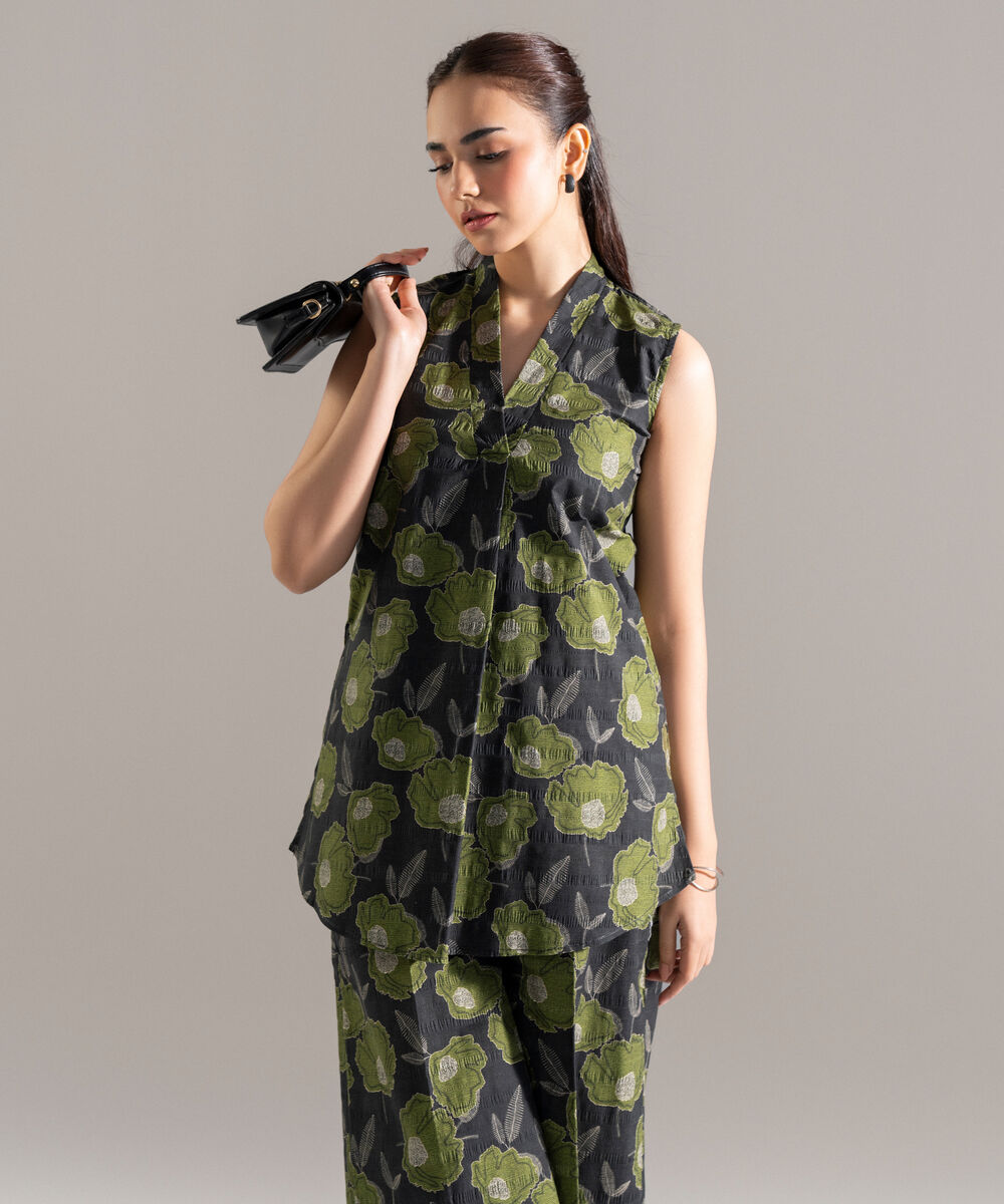 Women's RTW Seersucker Printed Black 2 Piece Suit