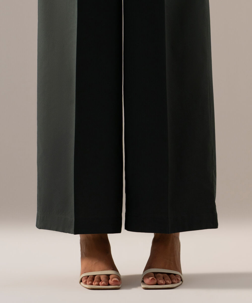 Women's RTW Cambric Solid Dark Green Culotte