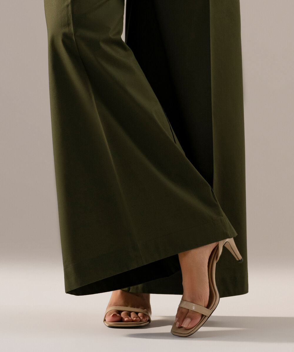 Women's RTW Cambric Solid Green Culotte