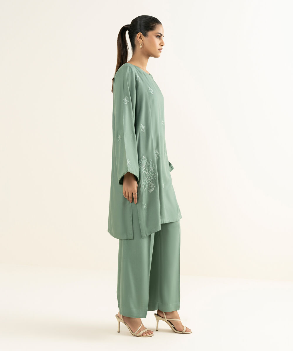 Women's RTW Bedford  Embroidered Sage Green Straight Shirt