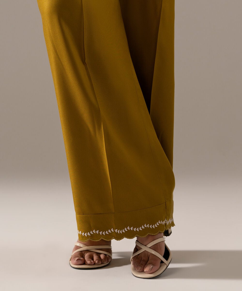 Women's RTW Bedford Solid Green Flared Pants