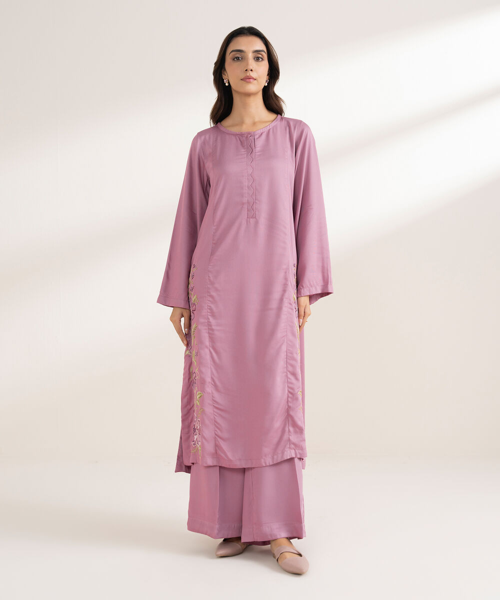 Women's RTW Bedford Embroidered Straight Pink Shirt