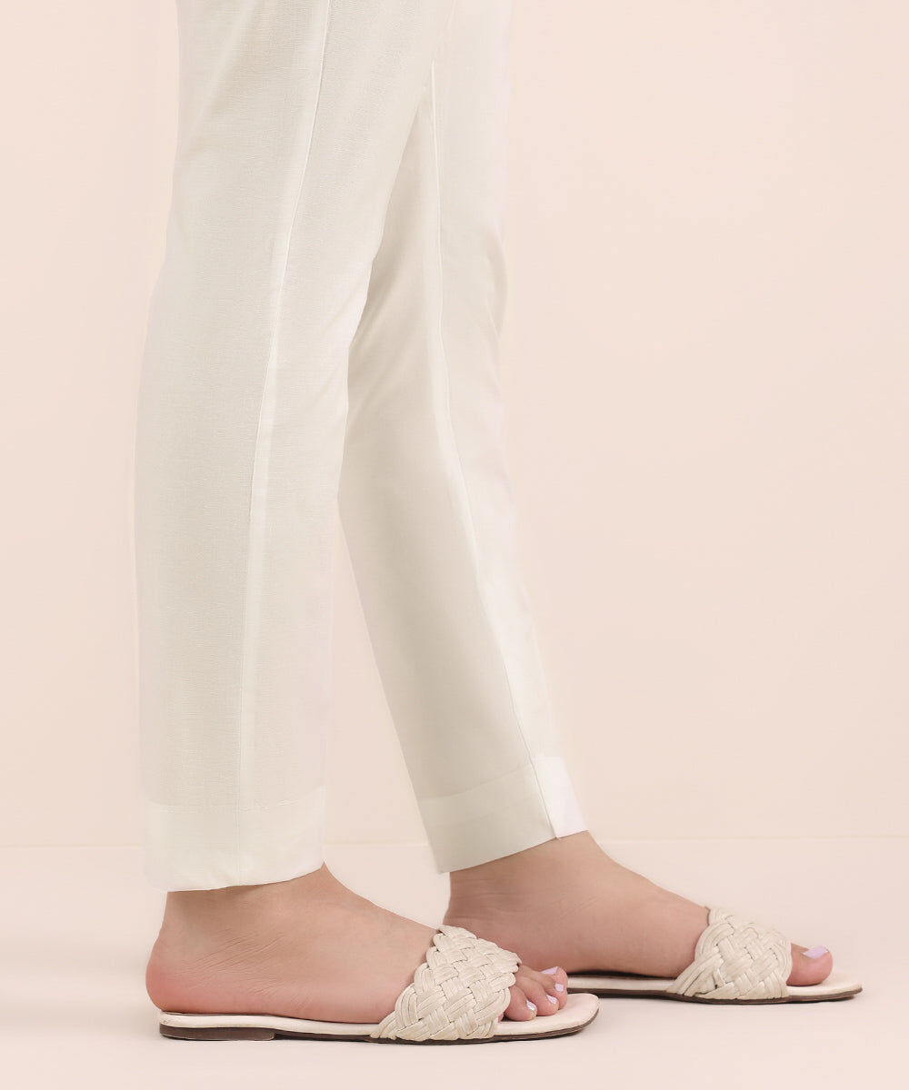 Woman - White Solid Cambric Cigarette Pants