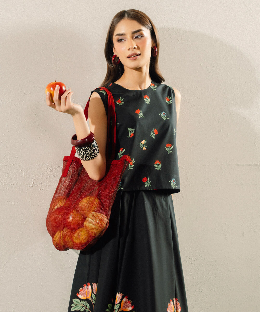 Women's RTW Poplin Printed Black Top